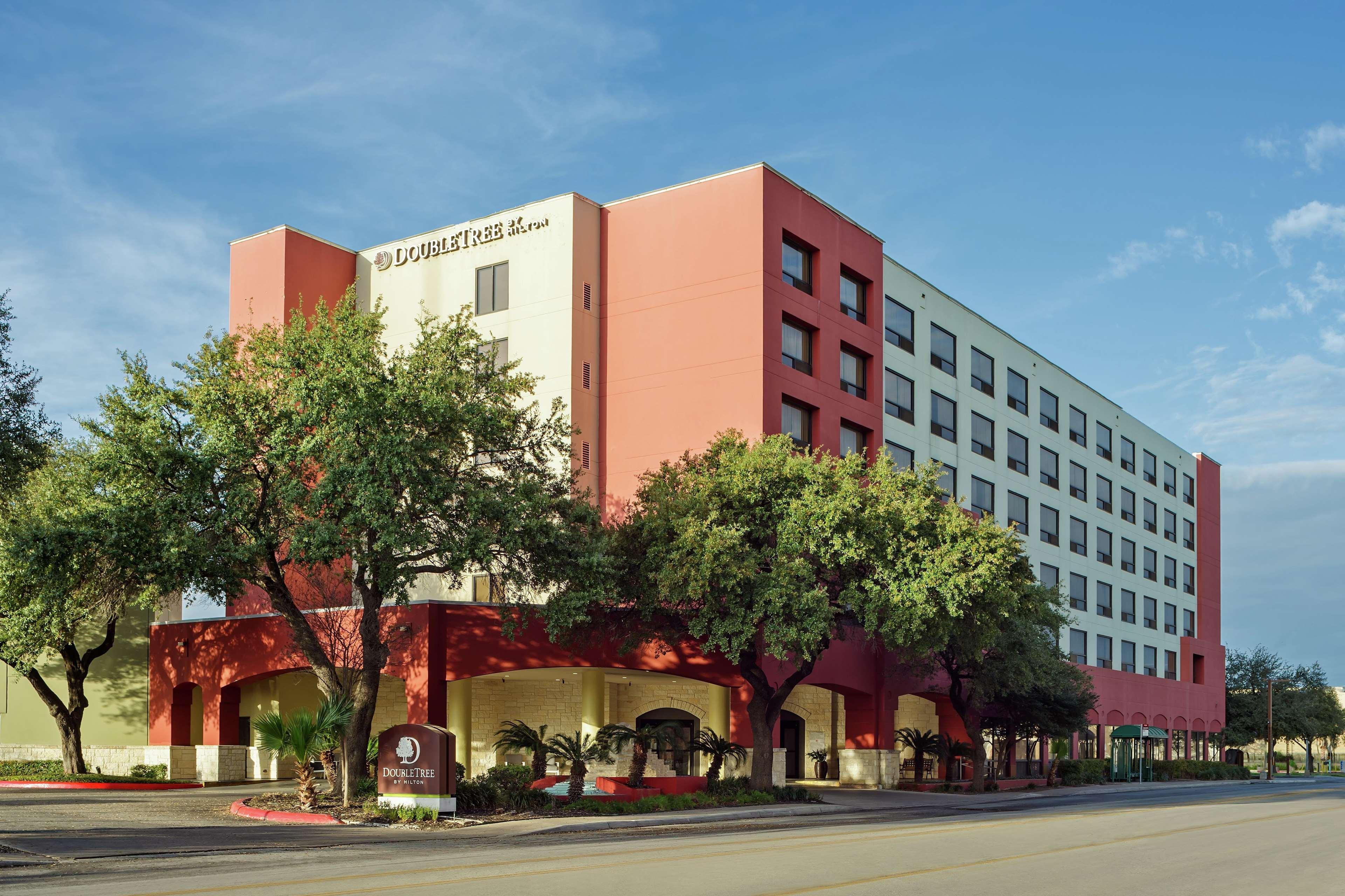 Готель Doubletree By Hilton San Antonio Downtown Екстер'єр фото