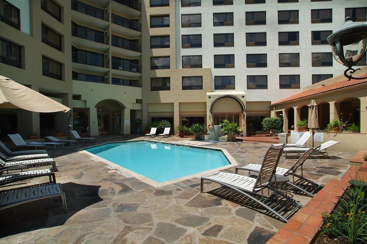 Готель Doubletree By Hilton San Antonio Downtown Екстер'єр фото