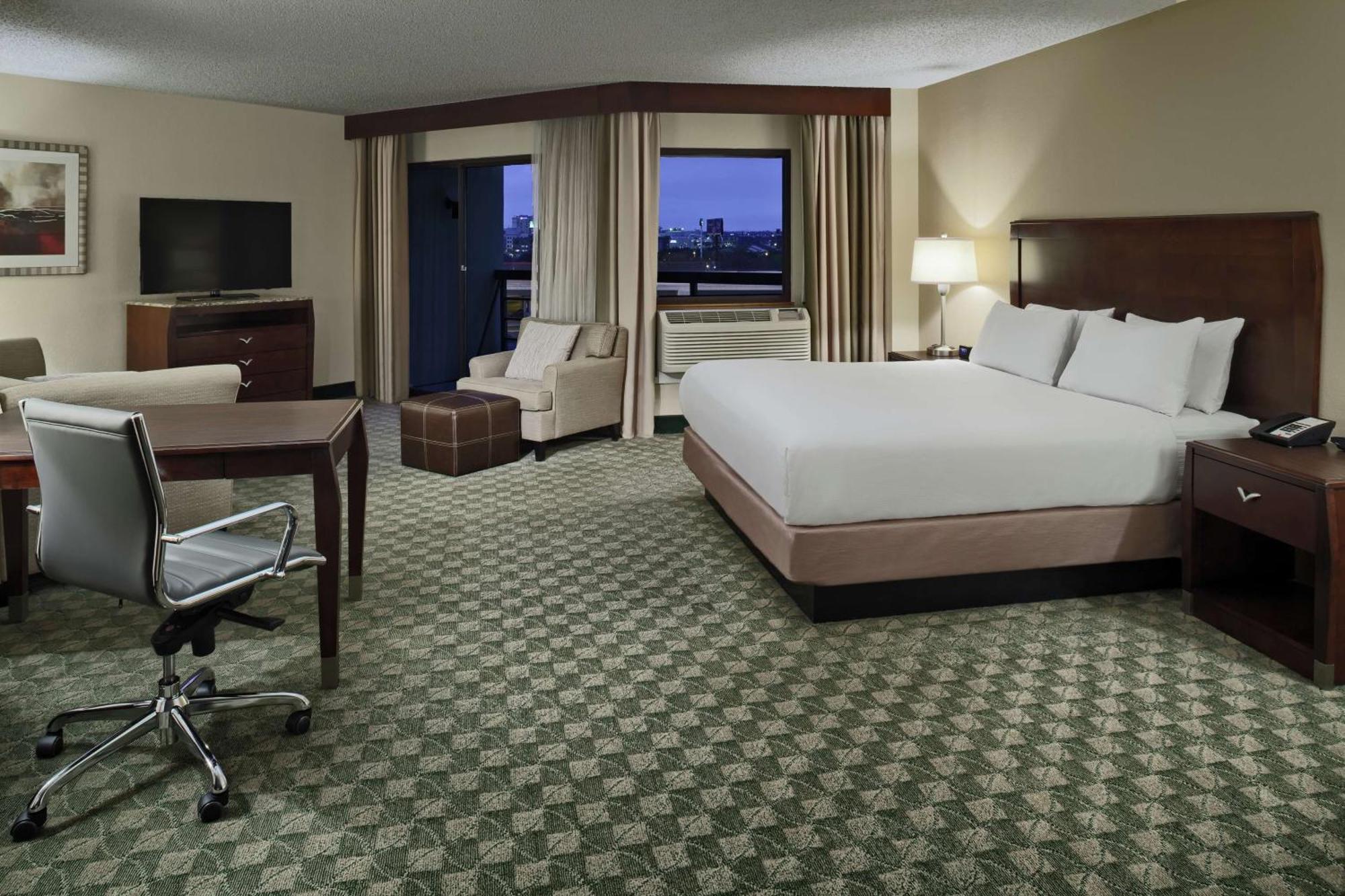 Готель Doubletree By Hilton San Antonio Downtown Екстер'єр фото